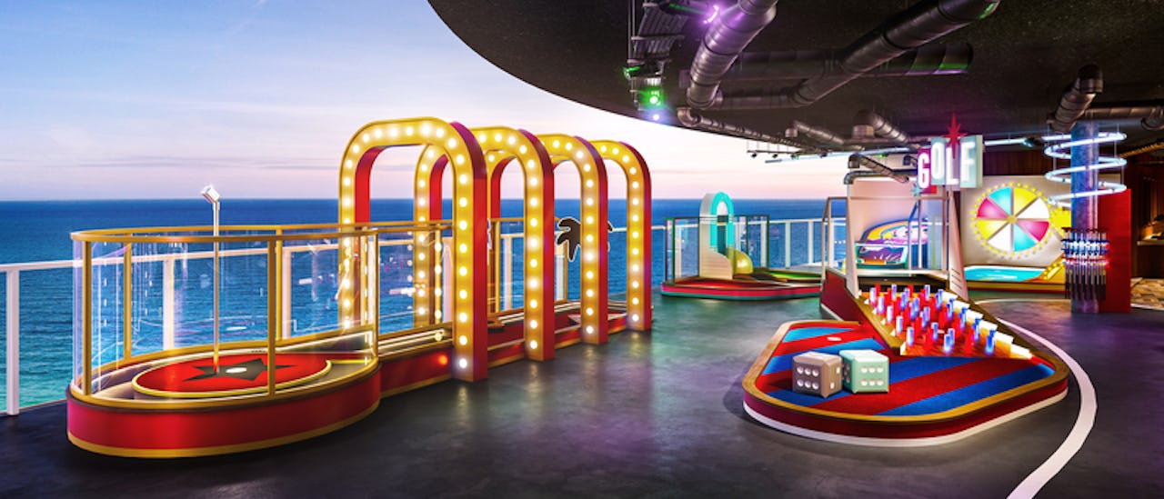 Challenge your party in minigolf!
