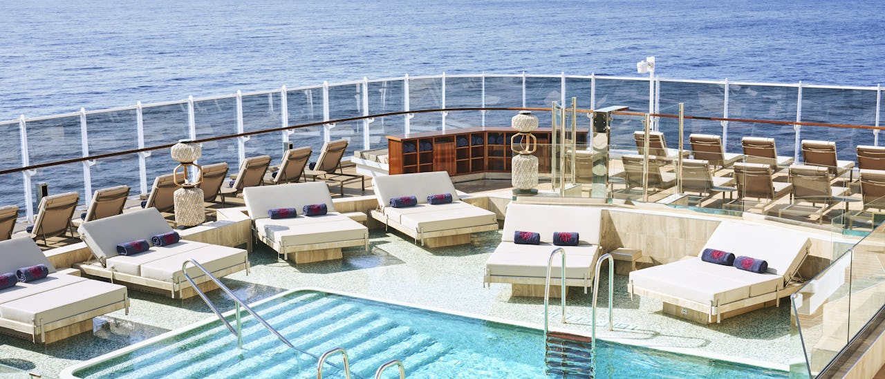 Atoll Pool & Bar - an intimate pool with a chilled vibe